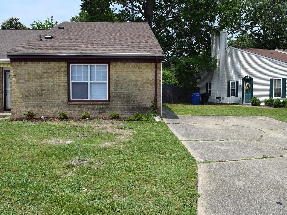 1st image of 579 Peregrine St