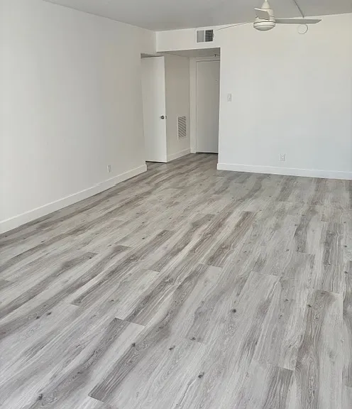 3930 University Center Dr #308 — Photo 10