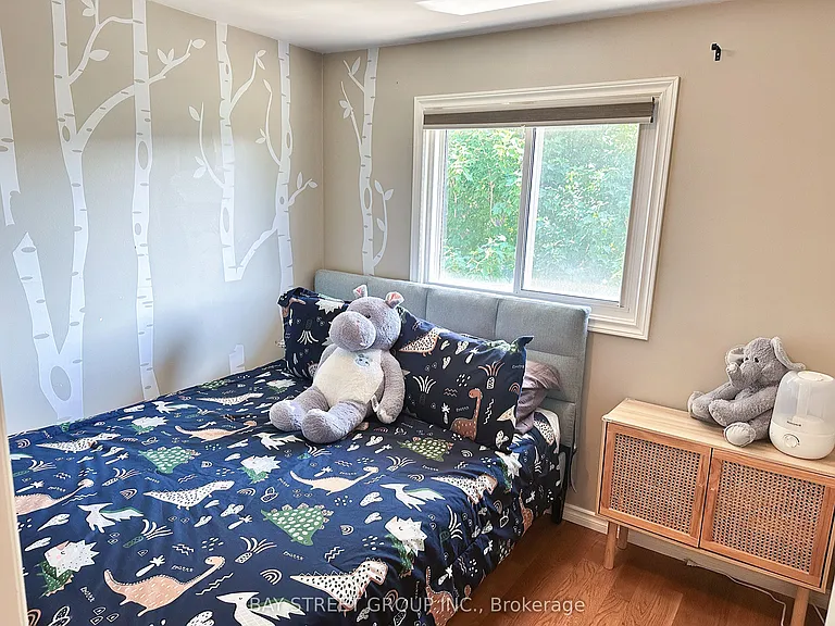 1559 Parish Ln — Photo 14