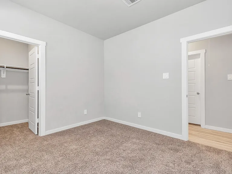 3020 Gunnersbury Dr — Photo 20