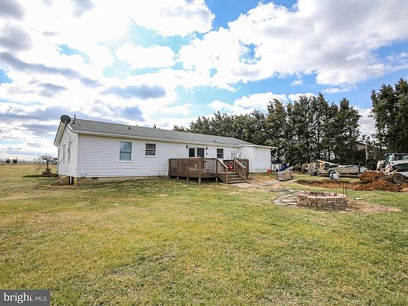 5th image of 492 Woodchuck Ln