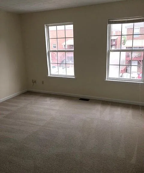 326 Lancaster Ave #4 — Photo 8