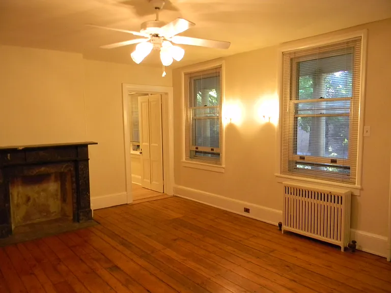 311 N High St — Photo 23