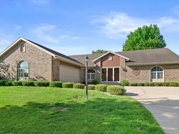 3521 13th Pl, Kenosha, WI 53144