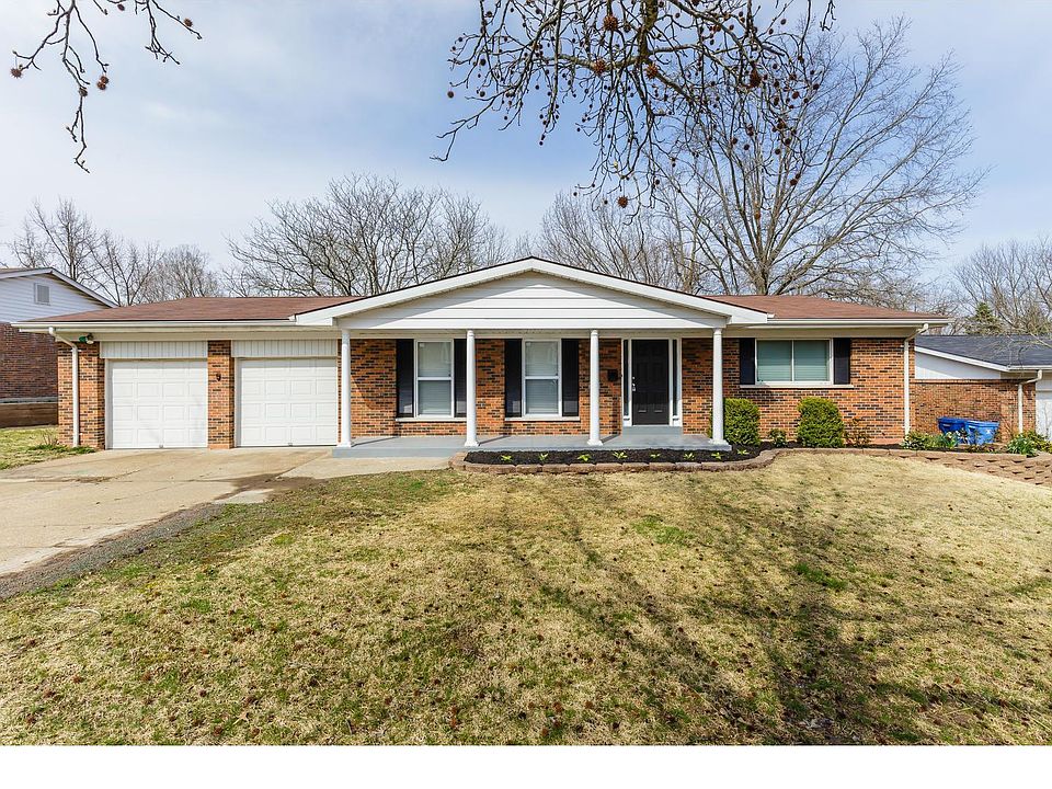 1st image of 3725 Seville Dr