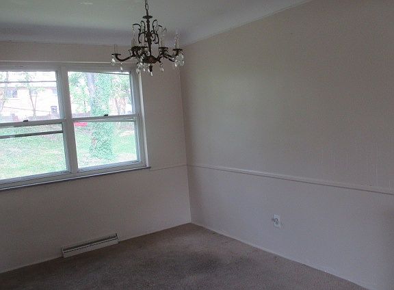 5th image of 6451 Meadowvista Ct