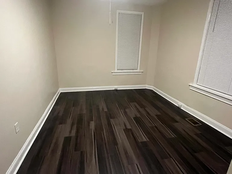 3111 Centre Ave #1 — Photo 8