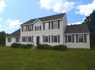5 Blueberry Ln, Brookline, NH 03033
