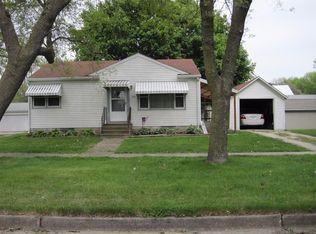 303 Campbell St, Cleghorn, IA 51014