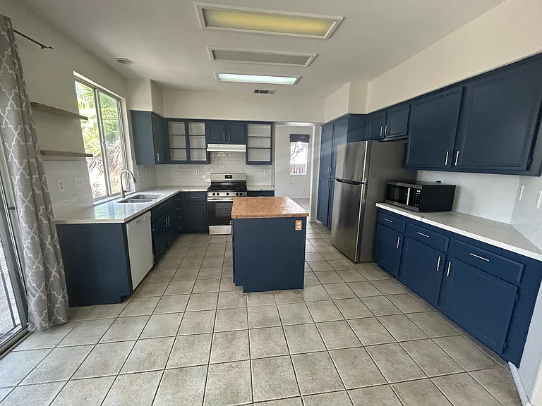 33155 Fox Rd — Photo 2
