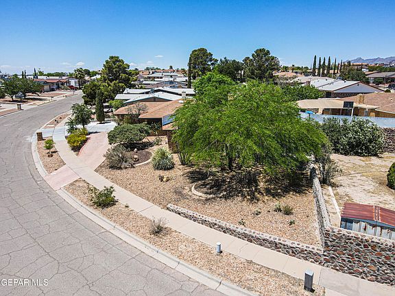 3rd image of 7021 Glendora Ln