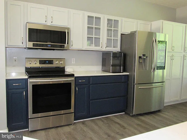 20474 Renaissance Ct — Photo 8