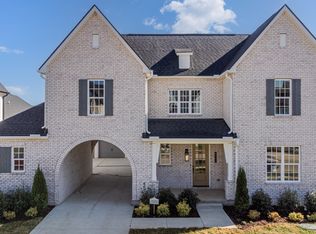 8044 Atlee Ct, College Grove, TN 37046