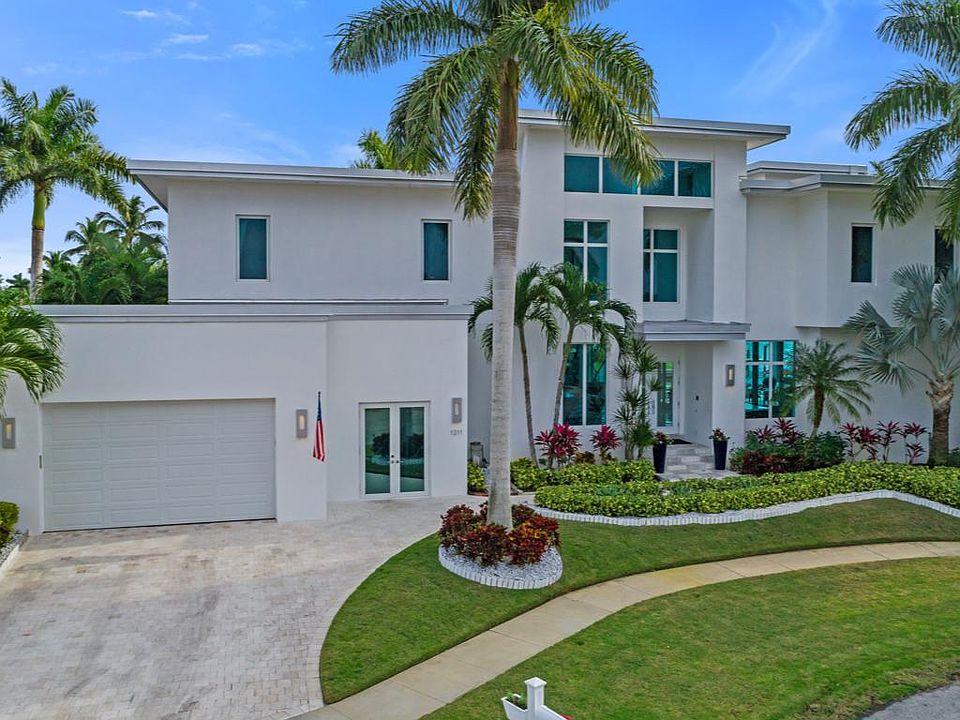 1st image of 1211 Mistletoe Ct