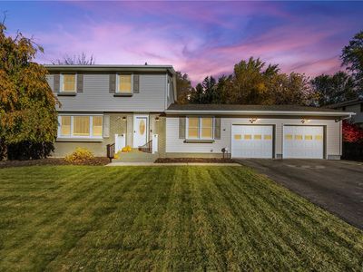 121 Anytrell Dr, Webster, NY, 14580