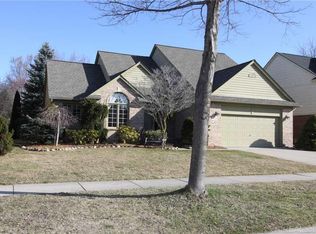 3822 Beechcrest, Rochester Hills, MI 48309