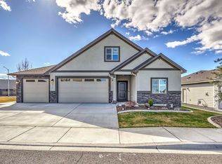2713 Torrey Pines Way, Richland, WA 99352