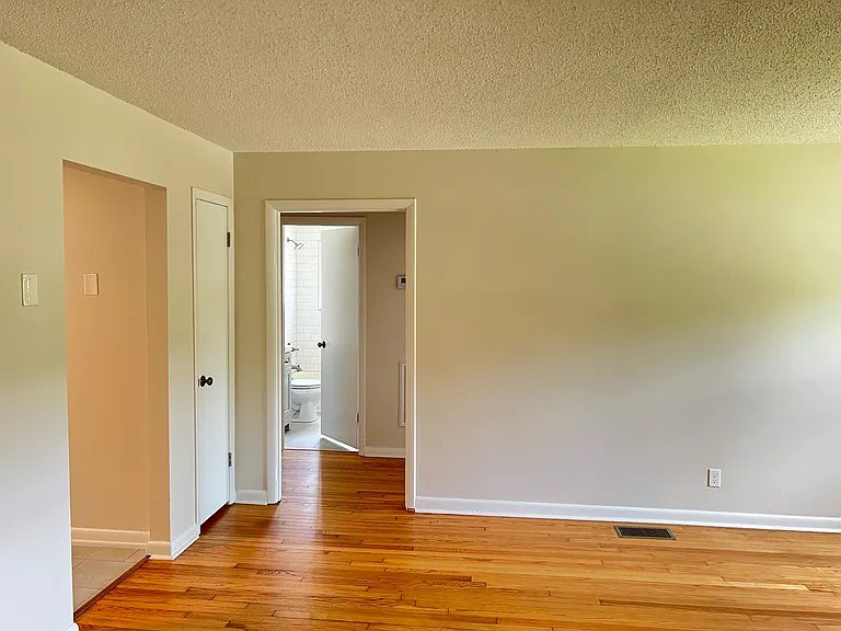 4220 Tacoma Ave — Photo 6