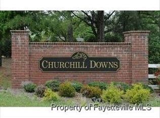 1817 Citidancer Ct, Hope Mills, NC 28348