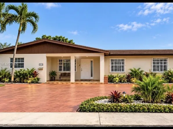 5015 SW 117th Ave, Miami, FL 33175
