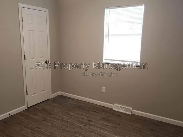 1111 E Sea Ave, Independence, MO 64050