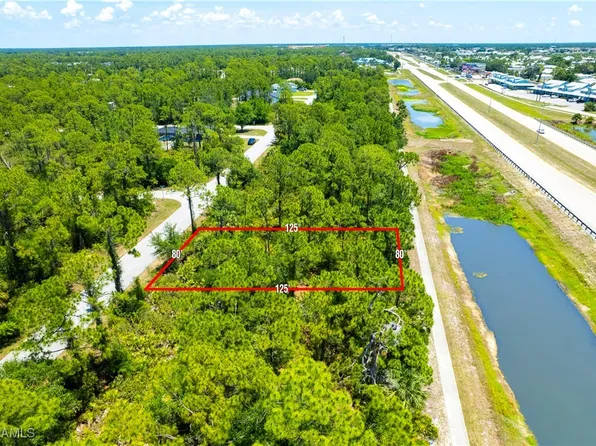 2296 Blaser St, Punta Gorda, FL 33980