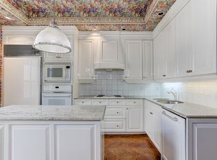 108 Queen St E FLOOR 2, Toronto, ON M5C1S6