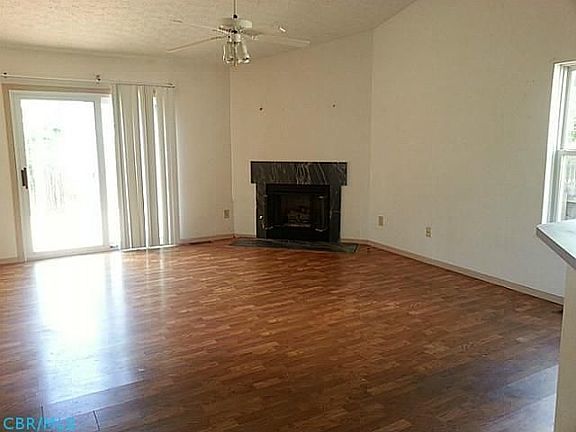 3rd image of 3349 Westerville Woods Dr