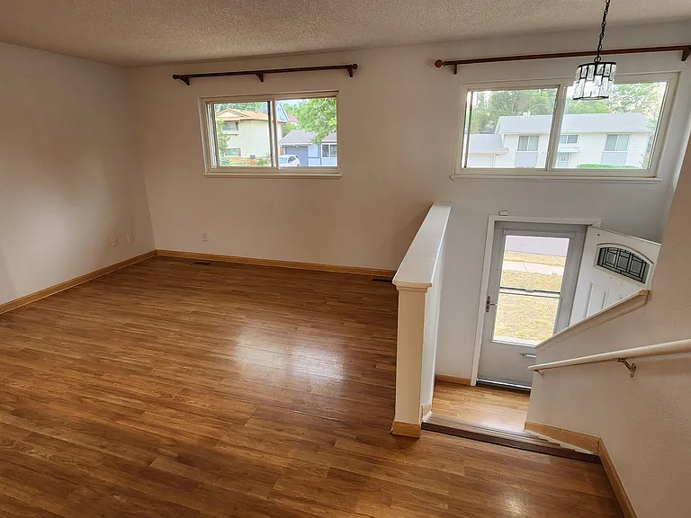 2228 Fernwood Dr — Photo 10