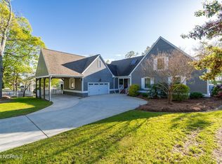 108 White Oak Bluff Rd, Stella, NC 28582