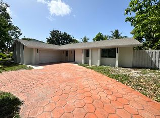 10225 SW 53rd St, Cooper City, FL 33328