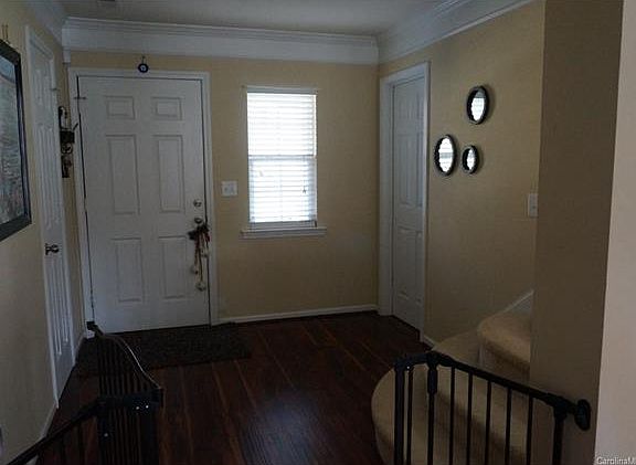 3rd image of 1024 Lilly Pond Dr