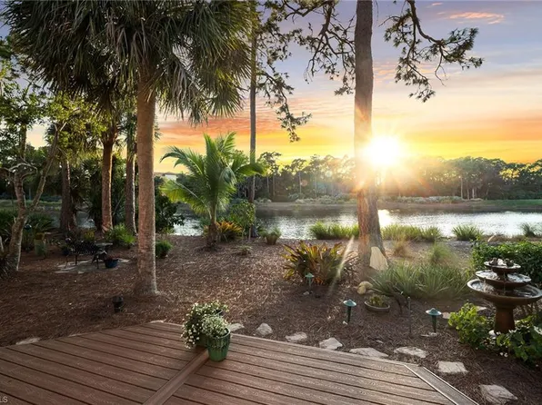 813 Barcarmil WAY, NAPLES, FL 34110