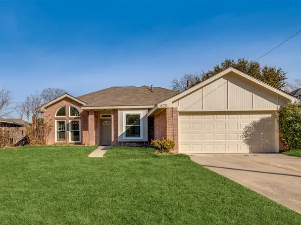 670 Honeysuckle Ln, Cedar Hill, TX 75104