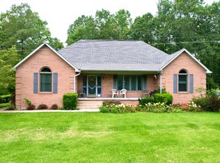 945 Flatwoods Rd, Corbin, KY 40701