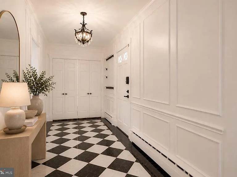 5305 Saratoga Ave — Photo 3