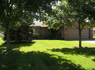 19 Monterey Rd, Defiance, OH 43512