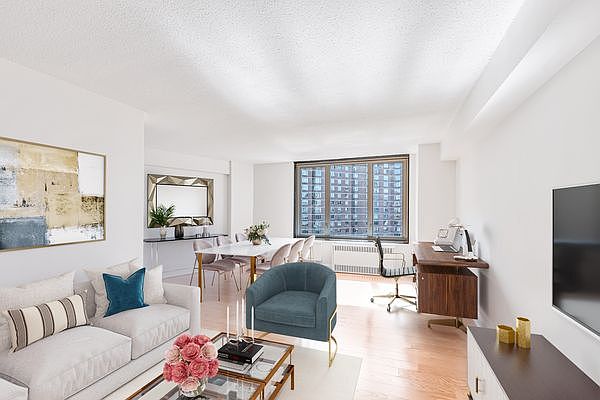 1st image of 3333 E Broadway #E22c