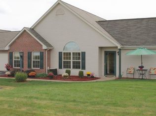 1023 Carriage Ln, Saxonburg, PA 16056