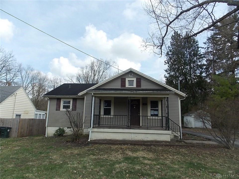 1st image of 166 Rosewood Dr