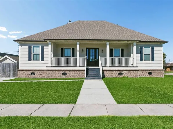 409 Llama Dr, Arabi, LA 70032