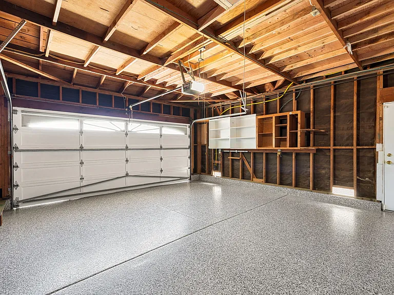 35047 Clover St — Photo 11