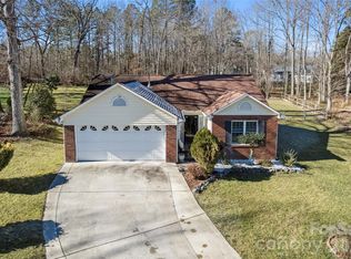 2208 Ryefield Way, Monroe, NC 28112