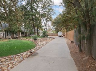 8925 Lake Grove Ct, Elk Grove, CA 95624