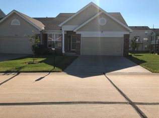 1505 Crystal Ridge Ct, O'Fallon, MO 63366