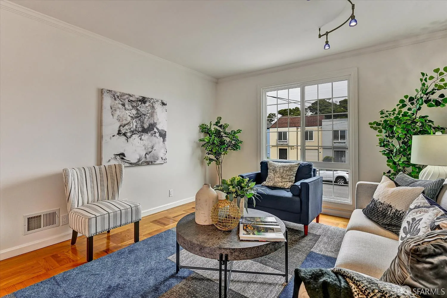 1947 35th Ave - Photo 12