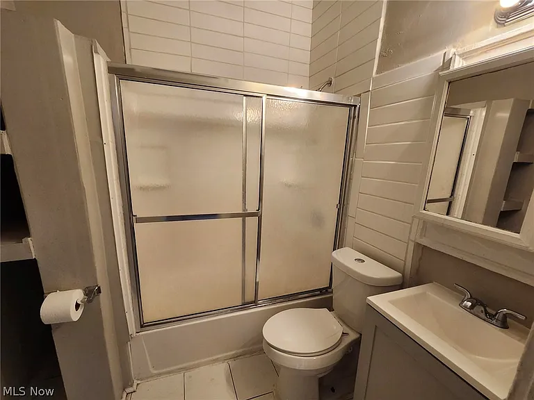 3227 E Overlook Rd #2 — Photo 10