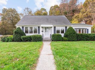 105 Overlook Avenue, Latham, NY 12110