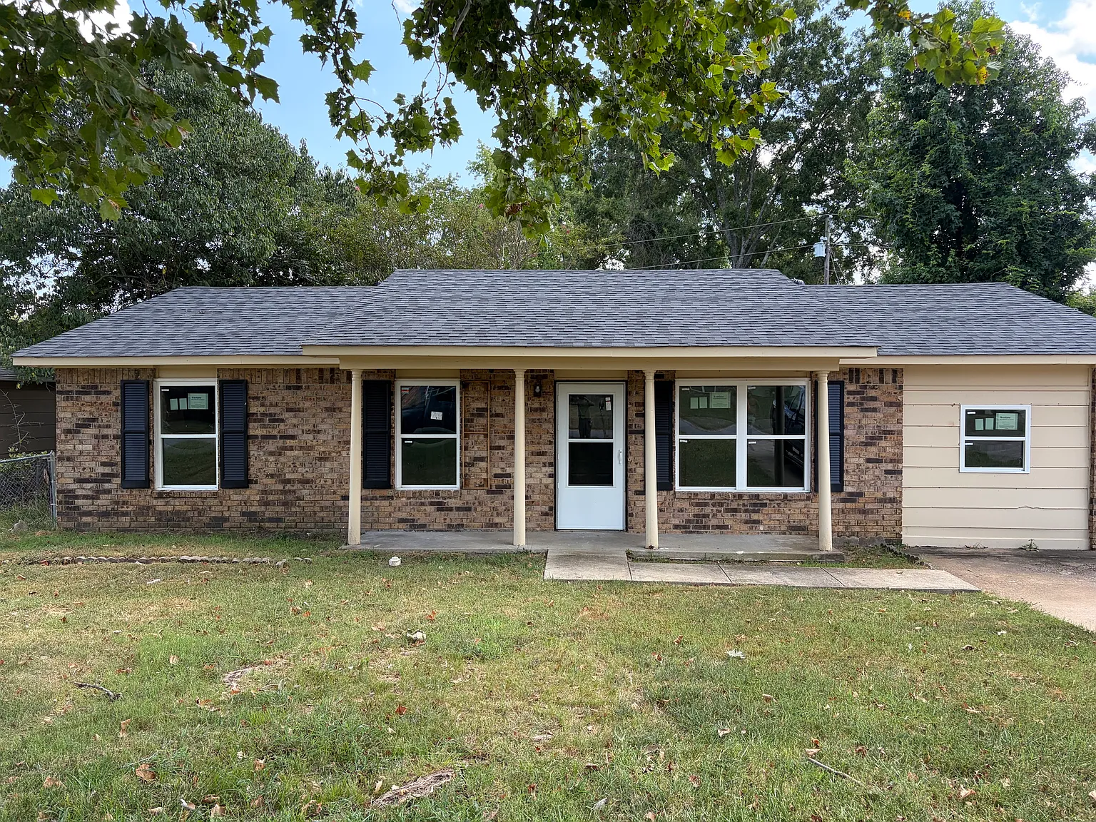 103 Briarfield Cove - 1 — Photo 1