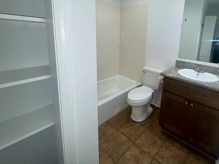 1628 Carrollton Ave #3 — Photo 7